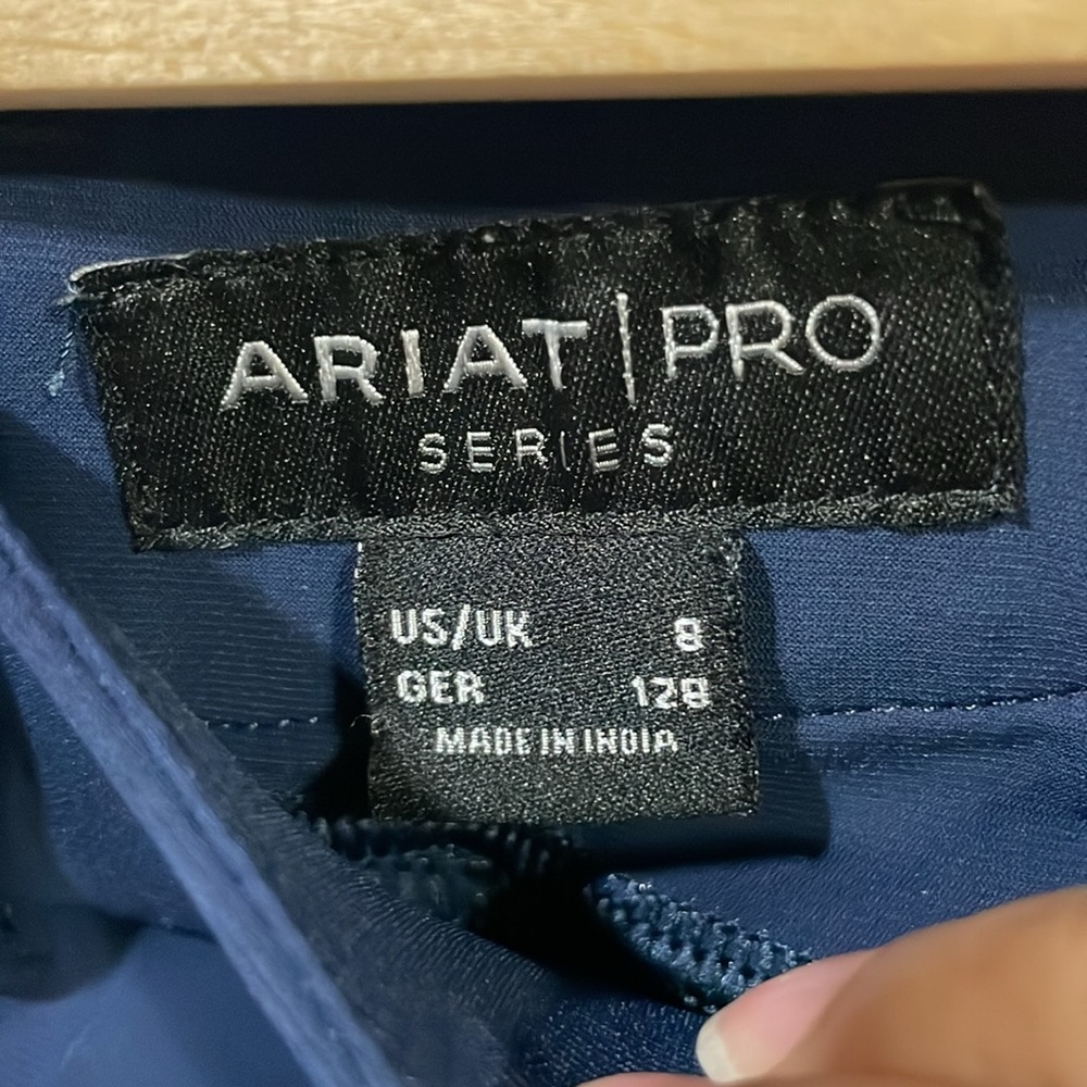 Ariat child size 8 pro series horse riding pants